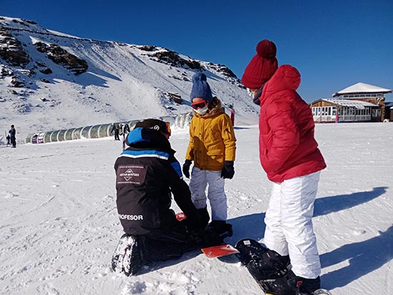 Las mejores clases de snowboard en Sierra Nevada